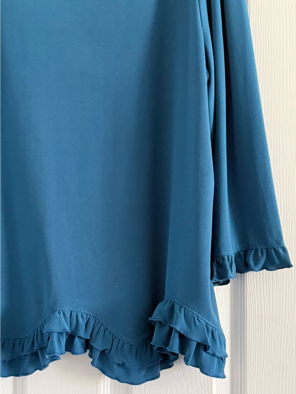 CeCe Blue/Teal Ruffle-Hem Stretchy Blouse XL - Picture 7 of 9